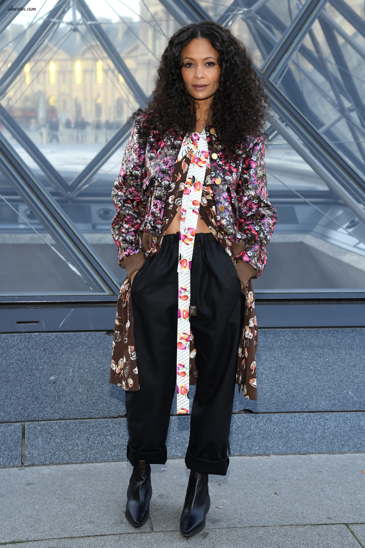Willow Smith, Janelle Monae, Samuel L. Jackson And More Celebs Out And About