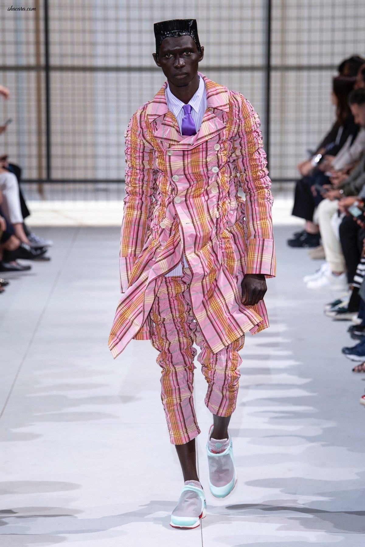 Men’s Fashion Report: Go Bold For Spring With Colorful Streetwear!