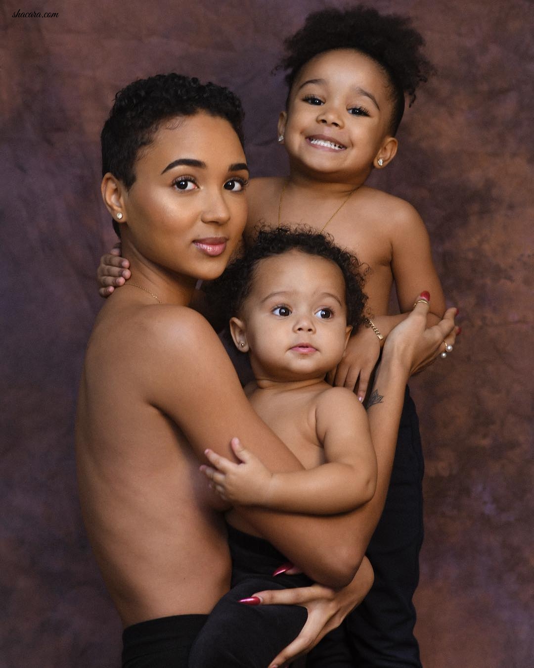 Ivorian Singer & Influencer Drea Is Serving Us Some ‘NOT FAIR’ Mother Goals; Where Did Those Babies Even Come From?