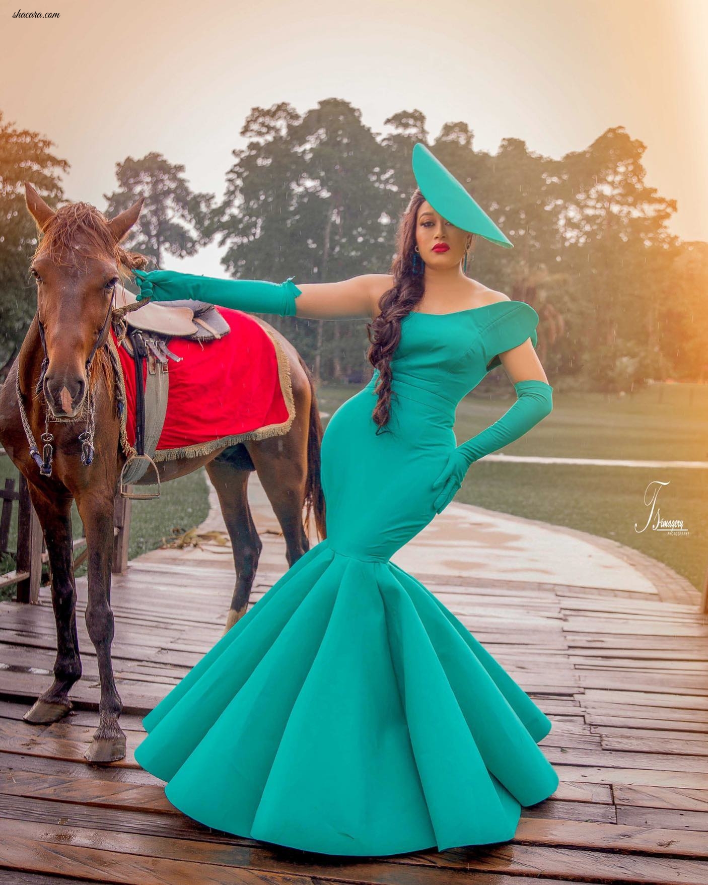 Charm, Seduction, Beauty & Style As Nollywood Actress Adunni Ade Celebrates Birthday