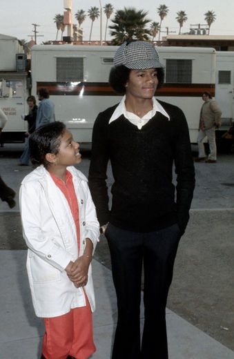 The King Of Pop: The Life And Legacy Of Michael Jackson