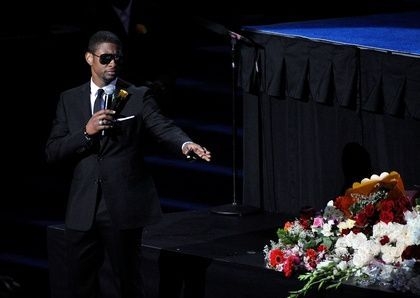The King Of Pop: The Life And Legacy Of Michael Jackson
