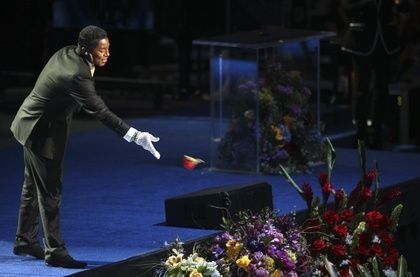 The King Of Pop: The Life And Legacy Of Michael Jackson